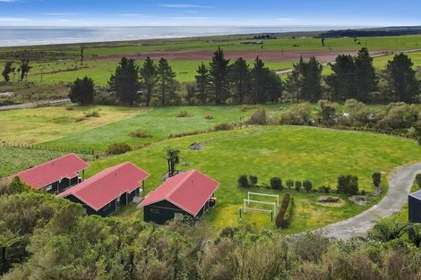 Photo of property in 2628 State Highway 6, Barrytown, Runanga, 7873