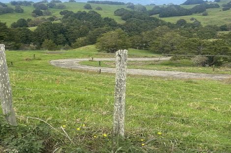 Photo of property in 492 Wairere Road, Paparoa, 0571