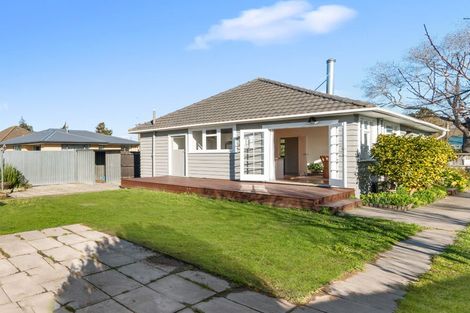 Photo of property in 96 Northcote Road, Northcote, Christchurch, 8052