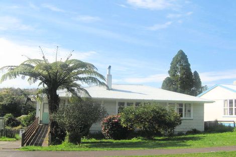 Photo of property in 49 Glenpark Avenue, Frankleigh Park, New Plymouth, 4310