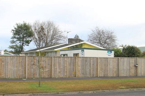 Photo of property in 3 Lugton Street, Nawton, Hamilton, 3200