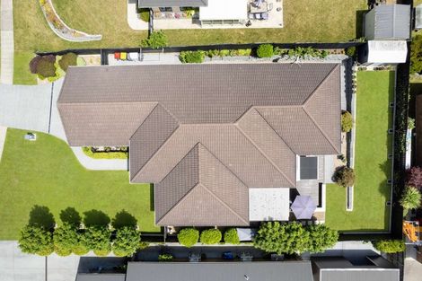 Photo of property in 35 Hamon Place, Pukehangi, Rotorua, 3015