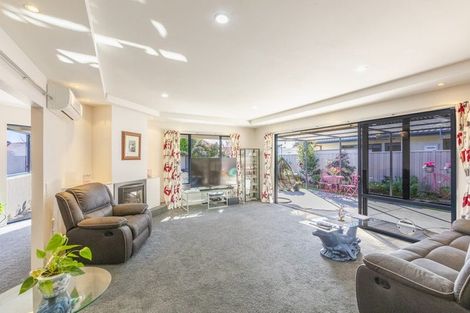 Photo of property in 8 Park Lane, Greenmeadows, Napier, 4112