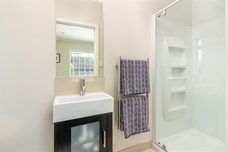 Photo of property in 36 Bryndwr Road, Fendalton, Christchurch, 8052