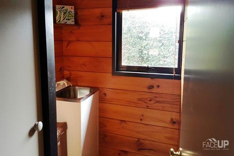 Photo of property in 1/302 Te Atatu Road, Te Atatu South, Auckland, 0610