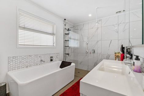 Photo of property in 45 Town Point Road, Maketu, Te Puke, 3189