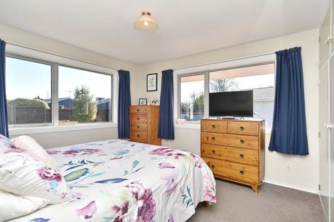 Photo of property in 177b Grimseys Road, Redwood, Christchurch, 8051