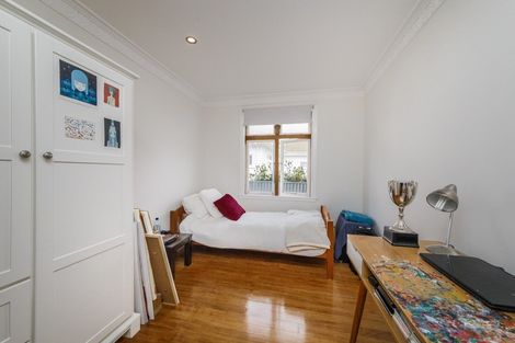 Photo of property in 7 Hobson Place, Takaro, Palmerston North, 4412