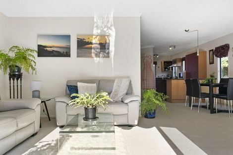 Photo of property in 2 Abbey Way, Rangatira Park, Taupo, 3330