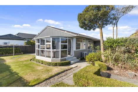 Photo of property in 40 Harrowdale Drive, Avonhead, Christchurch, 8042