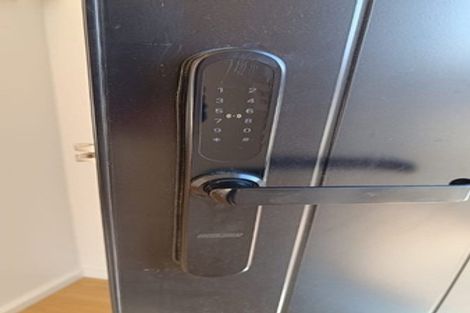 Photo of property in 1/192 Hills Road, Edgeware, Christchurch, 8013