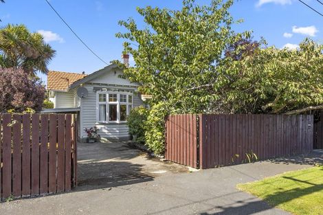 Photo of property in 14 Auld Street, Saint Kilda, Dunedin, 9012