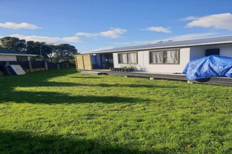 Photo of property in 16 Jade Place, Bell Block, New Plymouth, 4312