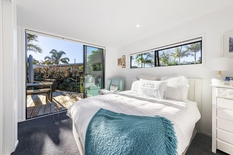 Photo of property in 41 The Circle, Manly, Whangaparaoa, 0930
