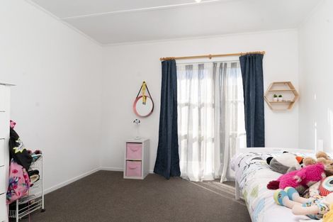 Photo of property in 45f Brandon Street, Featherston, 5710