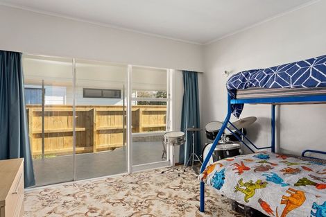 Photo of property in 28 Bridge Street, Edgecumbe, 3120