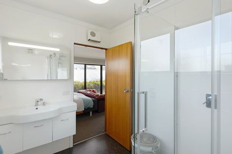 Photo of property in 129 Chester Street East, Christchurch Central, Christchurch, 8011