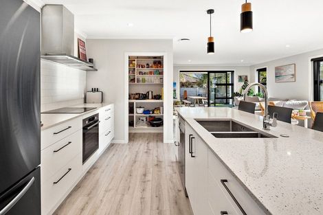 Photo of property in 19a Augusta Rise, Omokoroa, 3114