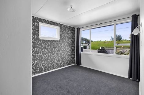 Photo of property in 9 Manawapou Road, Hawera, 4610