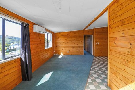 Photo of property in 281 Dowse Drive, Maungaraki, Lower Hutt, 5010