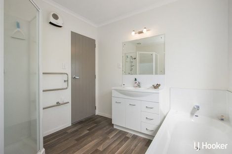 Photo of property in 11 Surfers Avenue, Waihi Beach, 3611