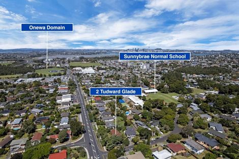 Photo of property in 2 Tudward Glade, Hillcrest, Auckland, 0627