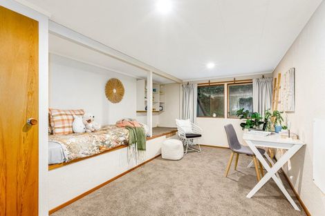 Photo of property in 49 Bayview Road, Paremata, Porirua, 5024