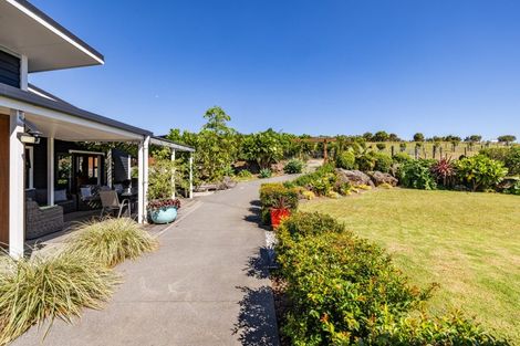 Photo of property in 65 Jamesons Esplanade, Haruru, 0204