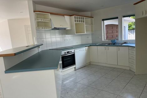 Photo of property in 36a Crichton Terrace, Hauraki, Auckland, 0622