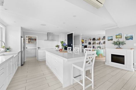 Photo of property in 33 Rua Road, Mangawhai, 0573