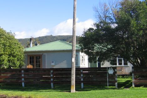 Photo of property in 58 Daniell Street, Featherston, 5710