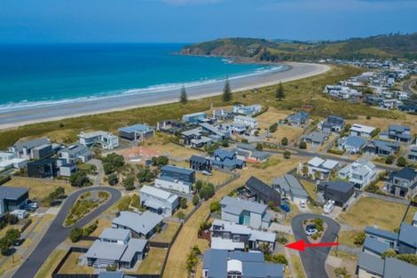 Photo of property in 11 Patiki Place, Omaha, 0986