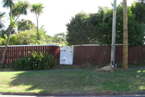 Photo of property in 19 Rock Isle Road, Torbay, Auckland, 0630