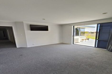 Photo of property in 10 Amner Place, Havelock North, 4130