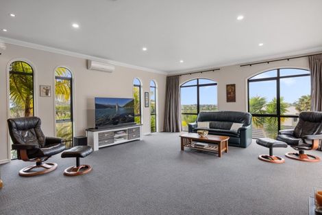 Photo of property in 66 Little John Drive, Bellevue, Tauranga, 3110