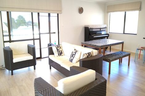 Photo of property in 30b Bleakhouse Road, Howick, Auckland, 2014