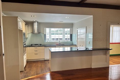 Photo of property in 671 Karaka Road, Karaka, Papakura, 2580