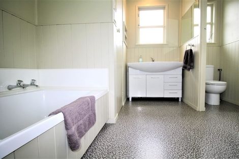 Photo of property in 4 Mako Avenue, Whiritoa, Whangamata, 3691