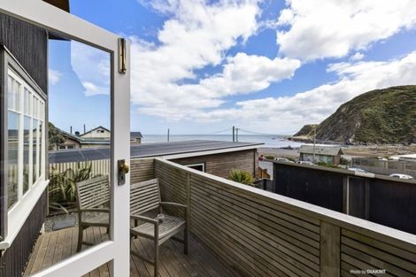 Photo of property in 1085 Makara Road, Makara Beach, Karori, 6972