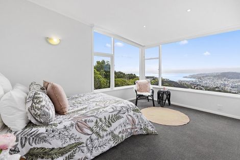 Photo of property in 14 Highbury Crescent, Highbury, Wellington, 6012