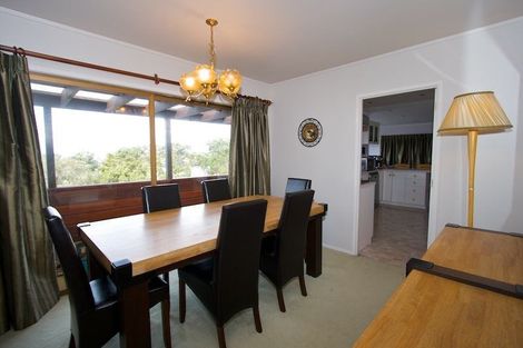 Photo of property in 65 Chelsea View Drive, Chatswood, Auckland, 0626