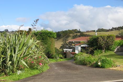 Photo of property in 56 Grand View Road, Leigh, 0985