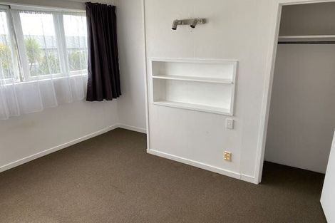 Photo of property in 24 Tiri Tiri Road, Birkdale, Auckland, 0626