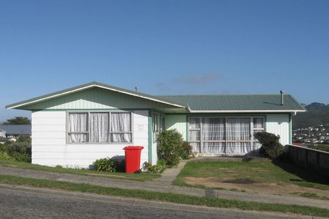 Photo of property in 16 Mapplebeck Street, Titahi Bay, Porirua, 5022