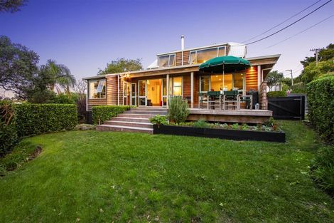 Photo of property in 1/71 Beresford Street, Bayswater, Auckland, 0622