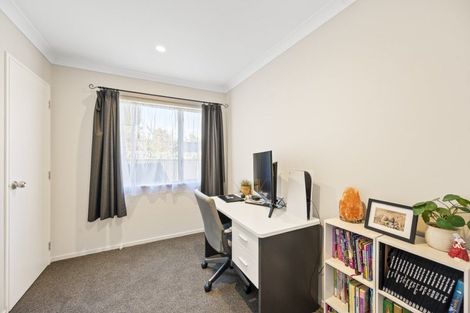 Photo of property in 9b Avenue Road, Greenmeadows, Napier, 4112