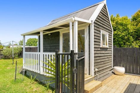 Photo of property in 25 Japonica Drive, Beach Haven, Auckland, 0626