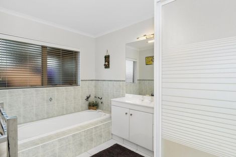 Photo of property in 126 Santa Monica Drive, Papamoa Beach, Papamoa, 3118
