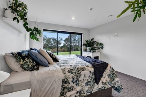 Photo of property in 376 Egmont Road, Hillsborough, New Plymouth, 4372