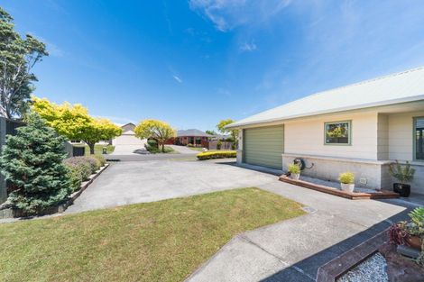 Photo of property in 20 Parnell Heights Drive, Kelvin Grove, Palmerston North, 4414